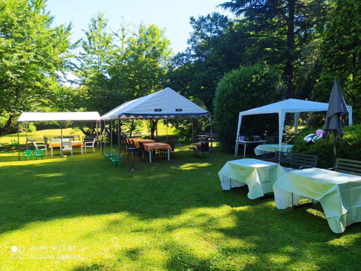 Buguggiate "La Selvetta" Bed And Breakfast מראה חיצוני תמונה
